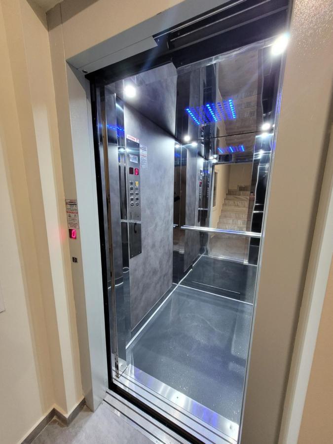 8 Blocks Apartments أليكسانثيربوليس المظهر الخارجي الصورة