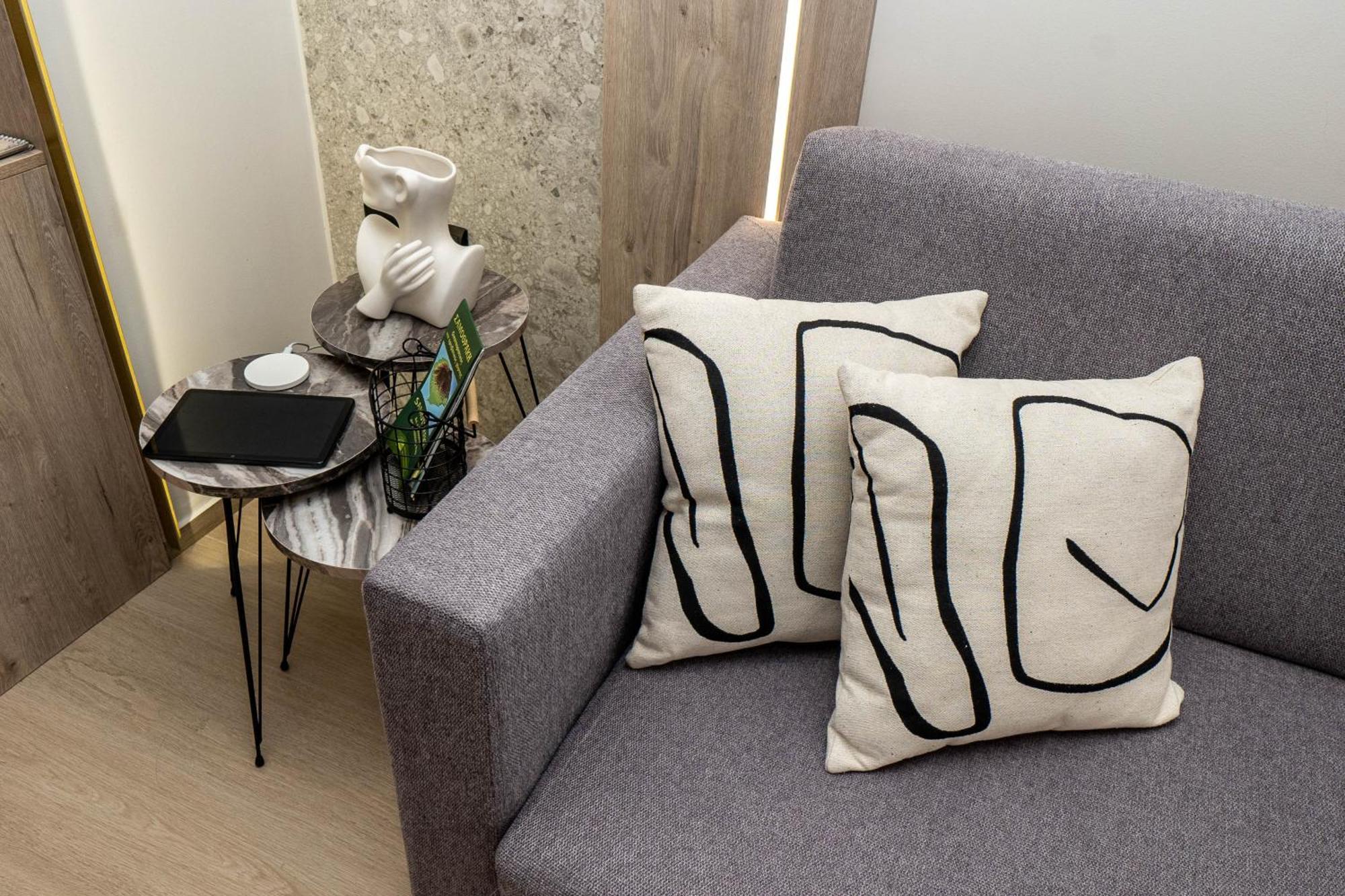 8 Blocks Apartments أليكسانثيربوليس المظهر الخارجي الصورة